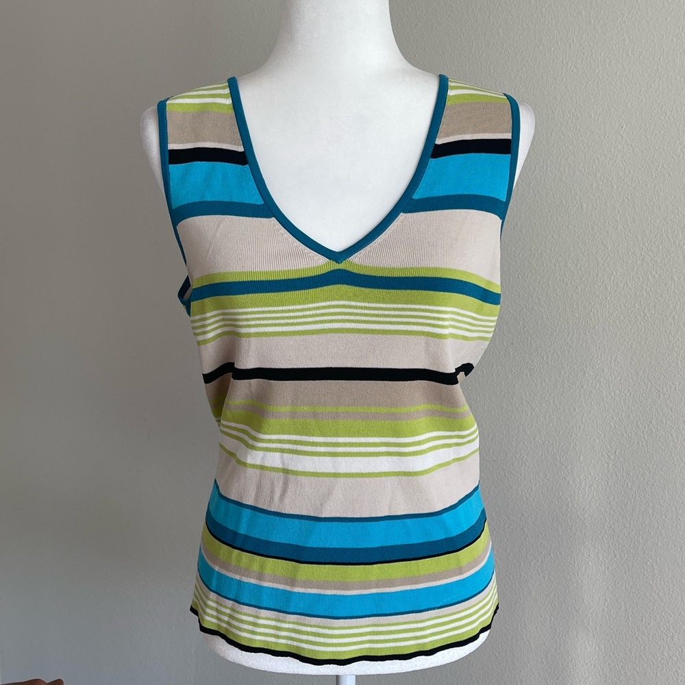 Striped V-Neck Sleeveless Top Size XL